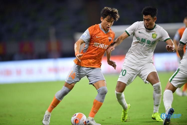 最终，多特1-1战平奥格斯堡遭遇3轮不胜。